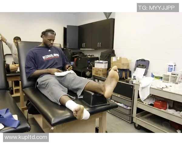 足球巨星的十大悲情时刻：从意外伤退到无奈失误的动人瞬间