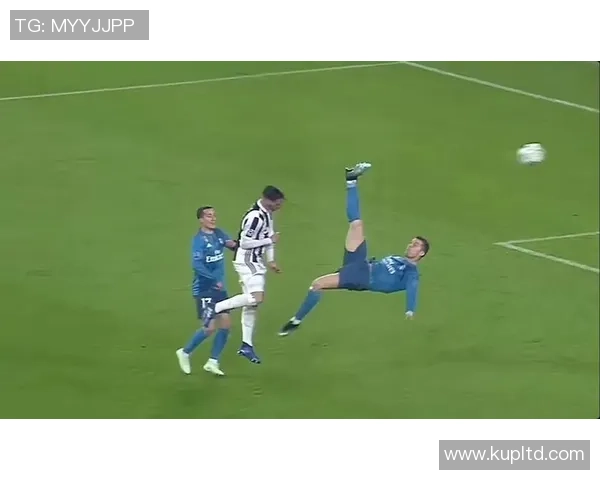 C罗惊世倒钩背后故事揭秘 谁才是真正的传奇球星 C罗惊世倒钩背后故事揭秘 谁才是真正的传奇球星